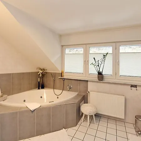 Naekel-sonnenberg Vakantiehuis Dernau